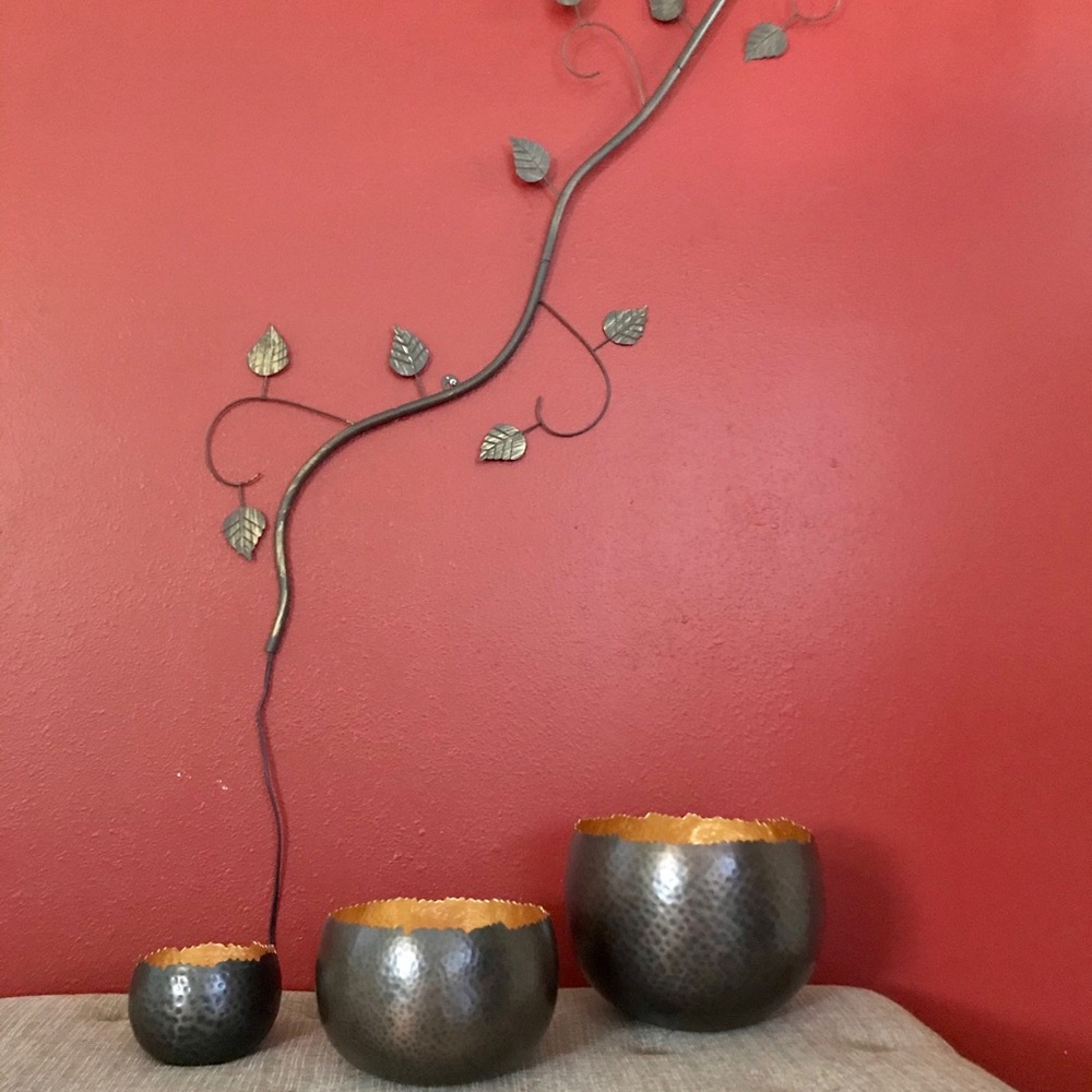 Crate&Barrel set of 3 hammered bowls copper look